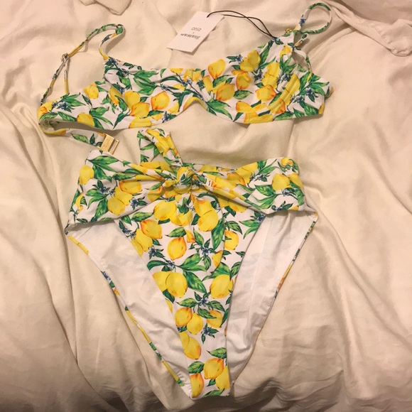 onia lemon bikini